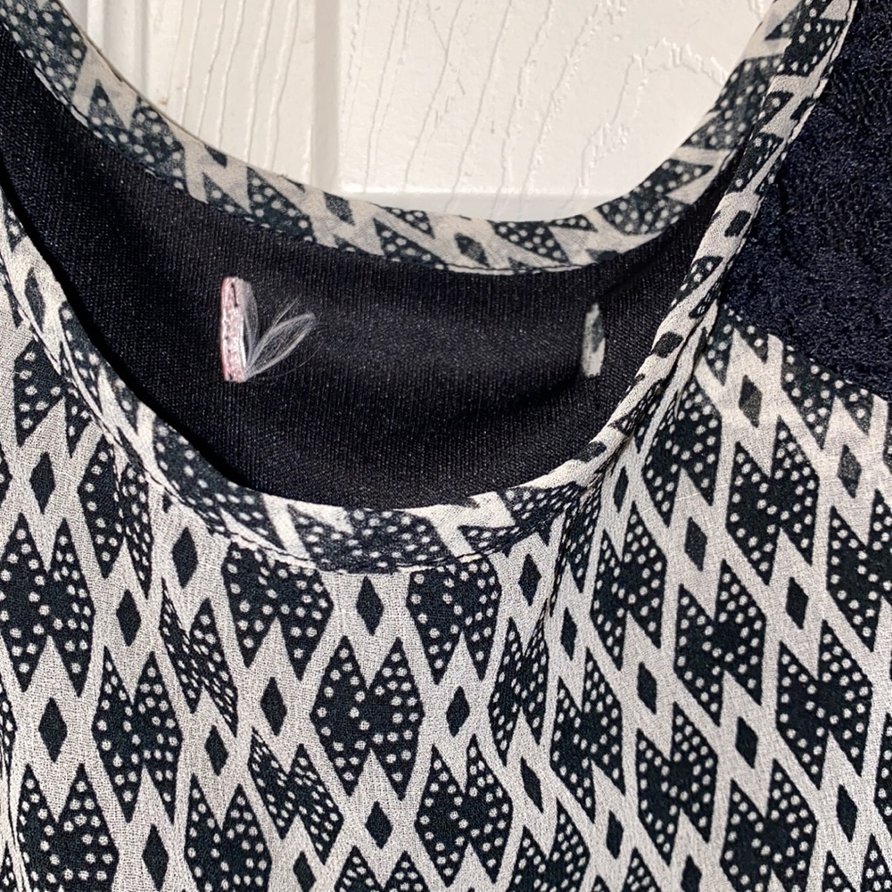 Black and white and lace tank dress size Small - Picture 3 of 4